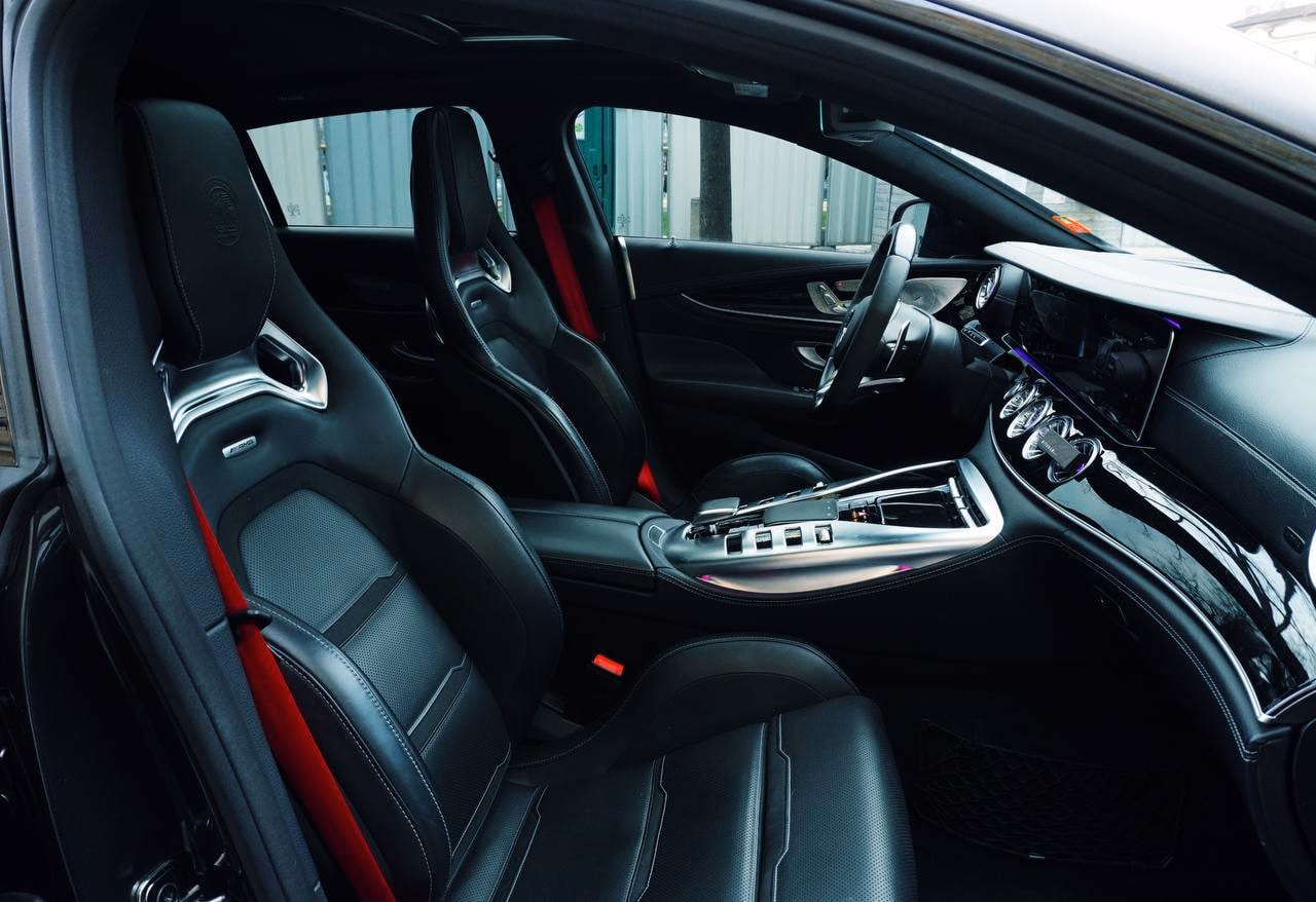 Mercedes-AMG GT 53 — fotografie 1
