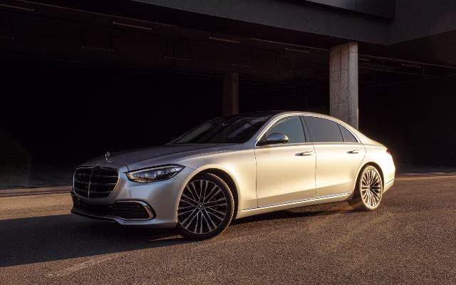 Mercedes-Benz S 350 d 4MATIC (W223) rental in Prague — Masons