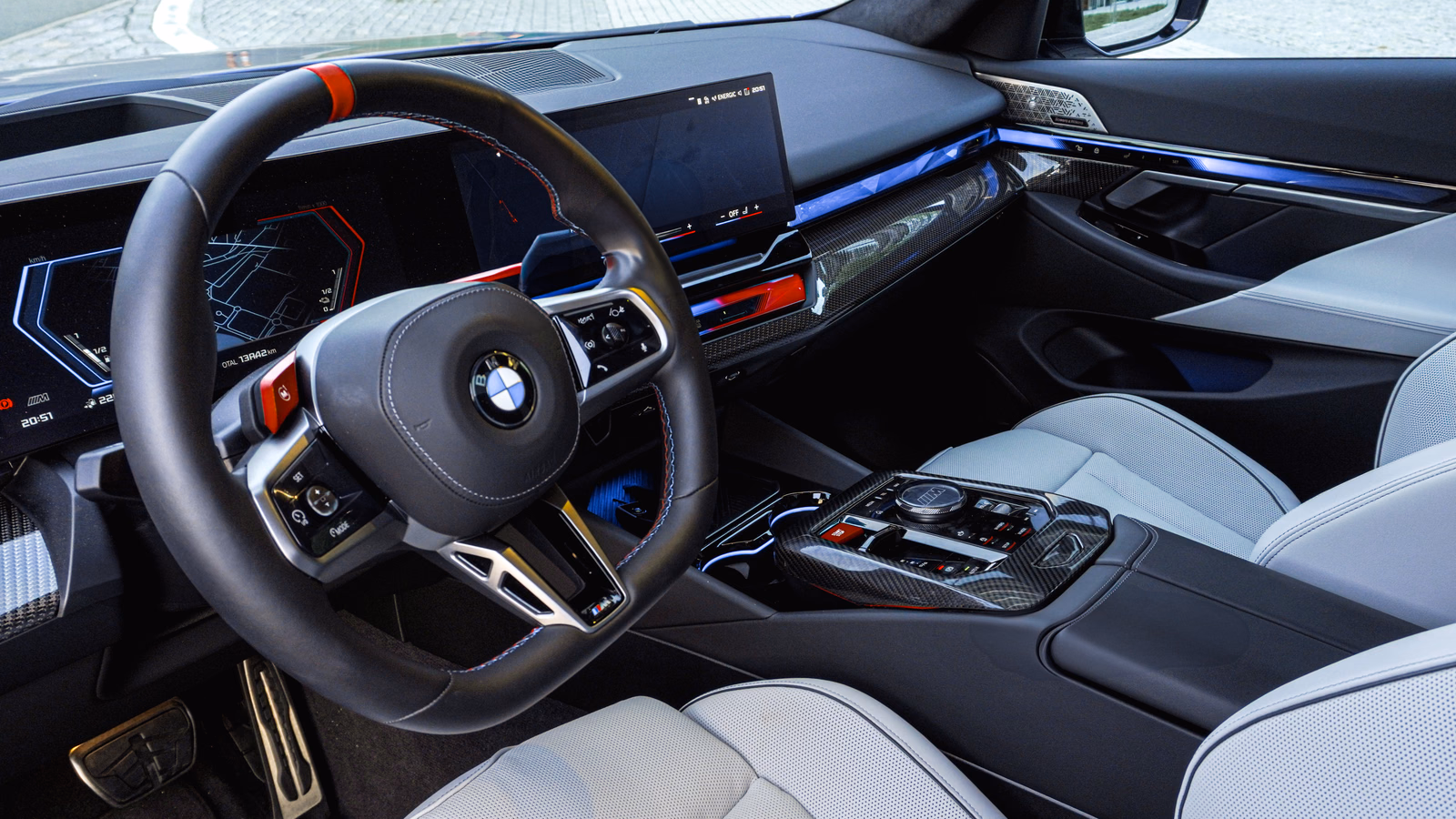 BMW M5 — fotografie 4