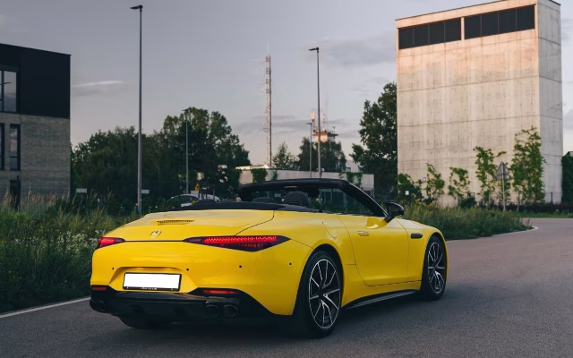 Mercedes-AMG SL 43 — pronájem v Praze, Masons