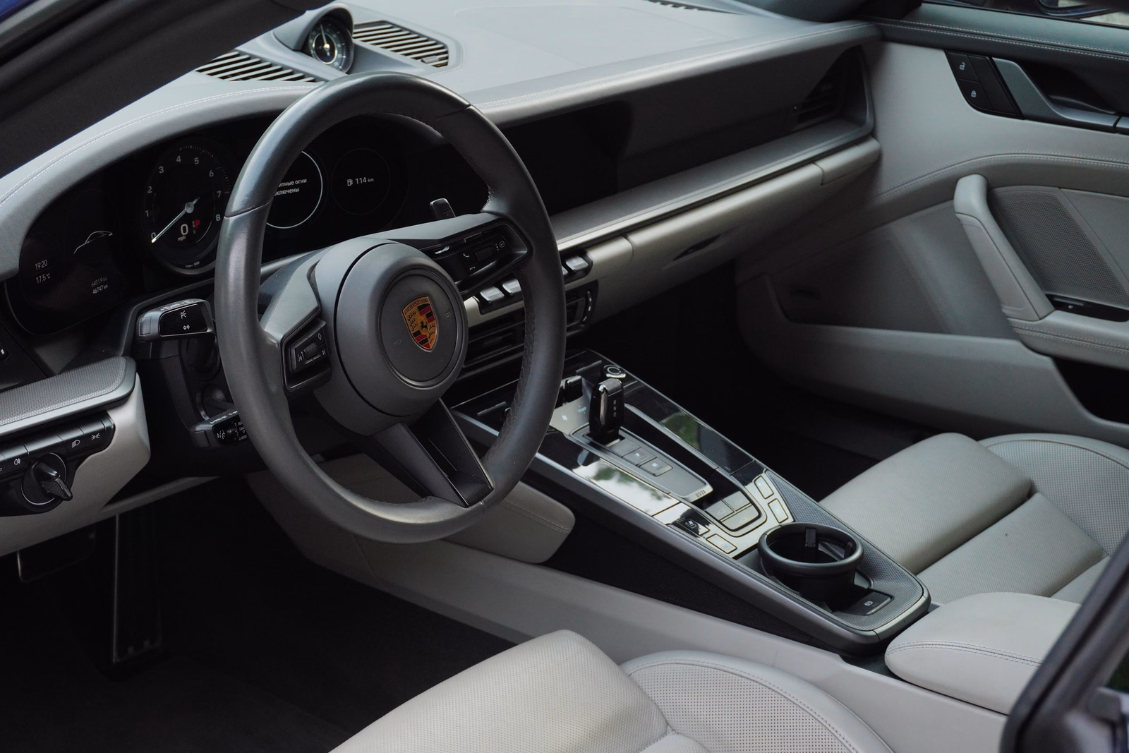 Porsche 911 Carrera RWD — fotografie 6