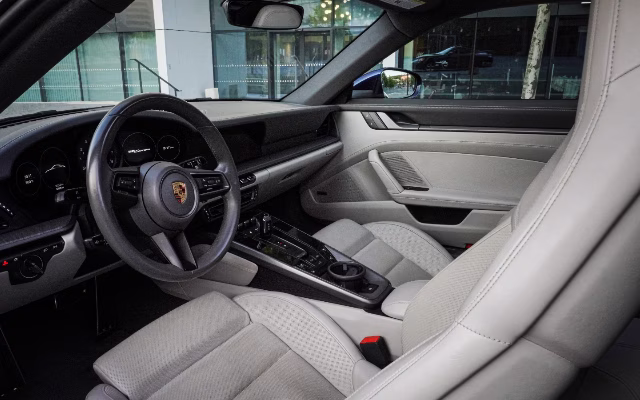 Porsche 911 Carrera RWD rental in Prague — Masons