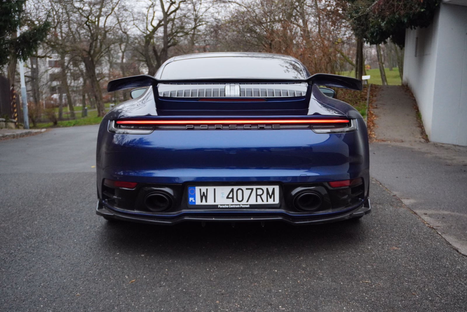 Porsche 911 Carrera RWD — fotografie 4