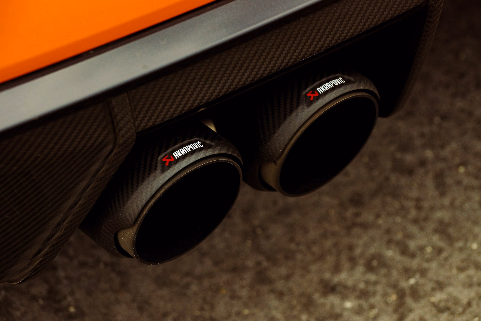 BMW M4 Competition G82 Akrapovič — fotografie 4