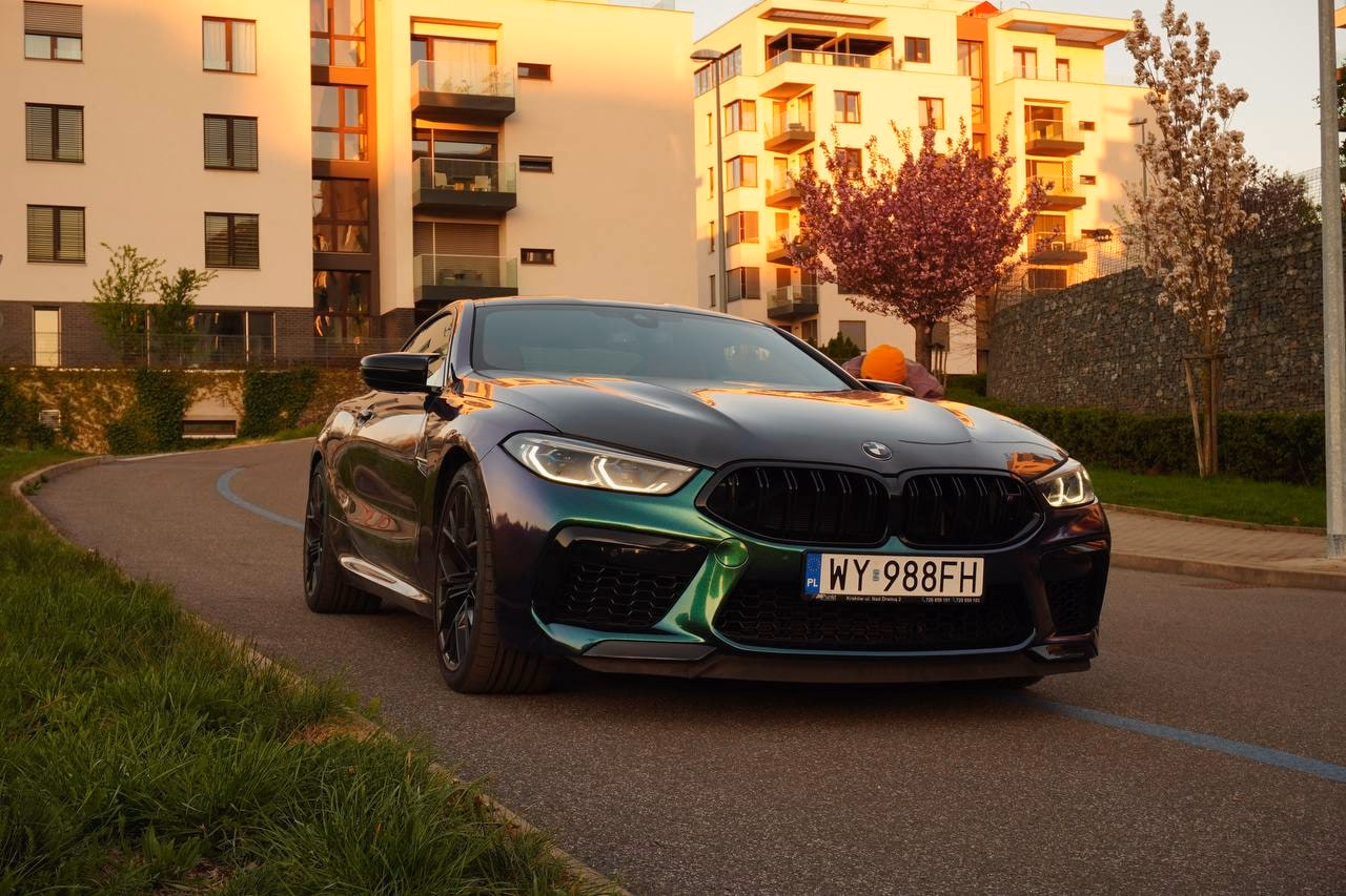 BMW M8 Competition Coupé — fotografie 2