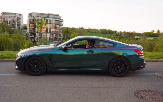BMW M8 Competition Coupé — оренда в Празі, Masons