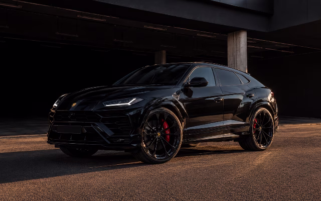 lamborghini Urus — оренда в Празі, Masons