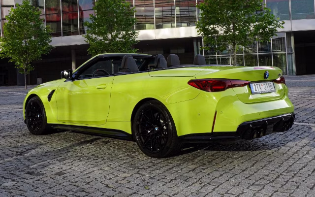 BMW M4 Competition Cabrio G83 rental in Prague — Masons