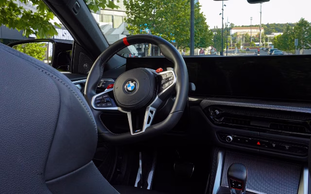 BMW M4 Competition Cabrio G83 rental in Prague — Masons