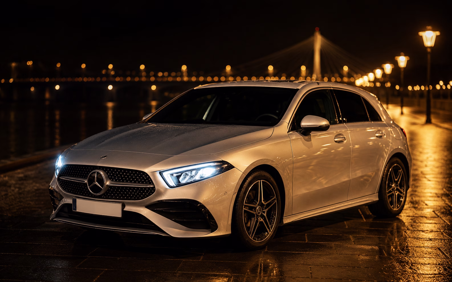 Mercedes-Benz A-Class AMG Line — fotografie 1