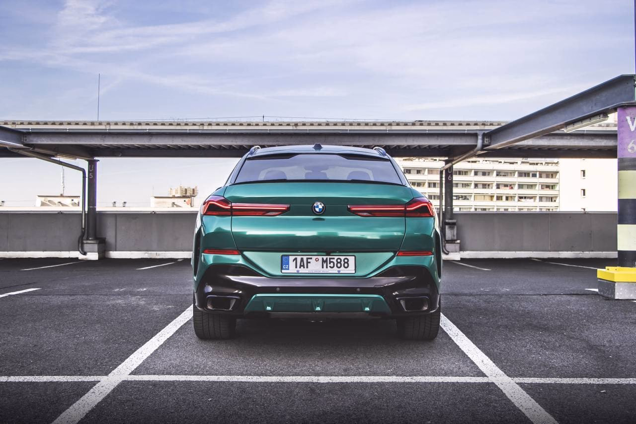 BMW X6 30d xDrive G06 — fotografie 3
