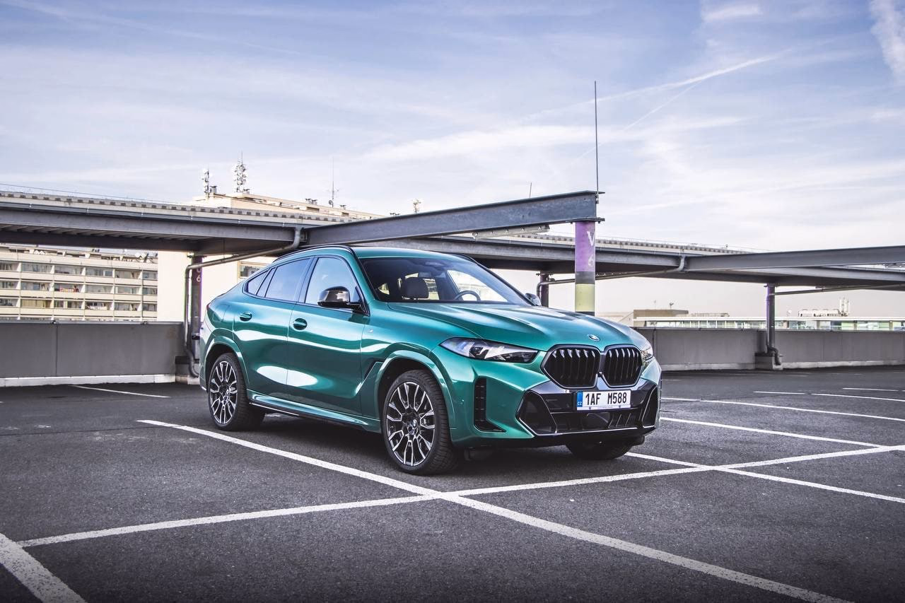 BMW X6 30d xDrive G06 — fotografie 2
